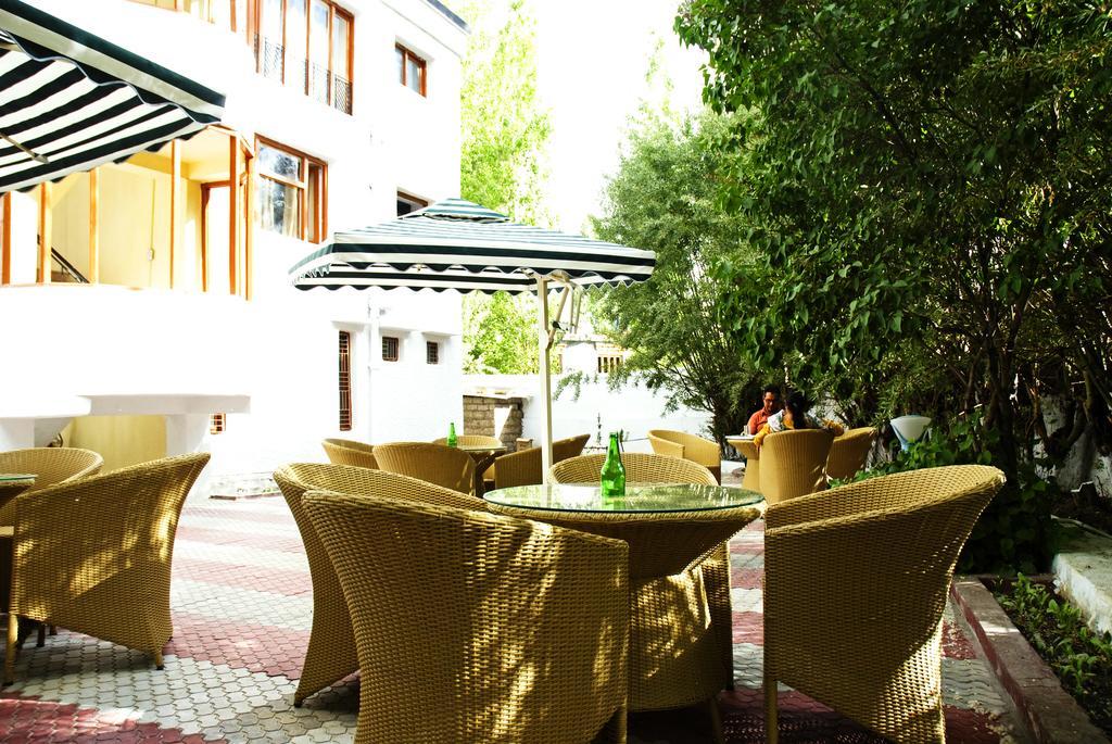 Horzay Hotel Leh Eksteriør billede